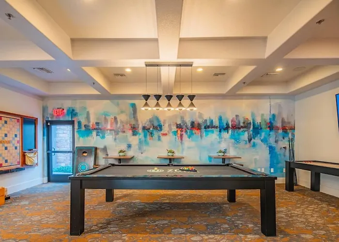 Cozy 1bd Kingbed With Pool Hot Tub Gym Parking