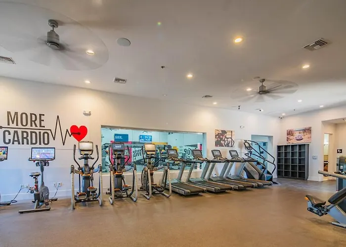 Apartment Cozy 1bd Kingbed With Pool Hot Tub Gym Parking Glendale