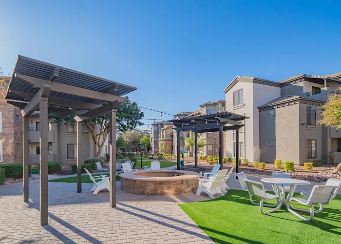 Apartment Cozy 1bd Kingbed With Pool Hot Tub Gym Parking Glendale
