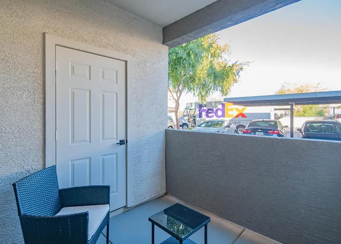 Cozy 1bd Kingbed With Pool Hot Tub Gym Parking *