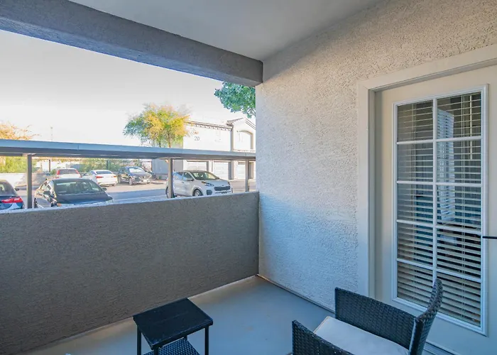Cozy 1bd Kingbed With Pool Hot Tub Gym Parking Apartment